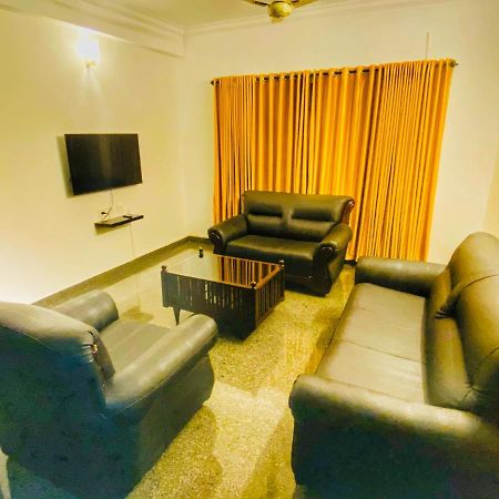 Beersheba Three Bed Room A/C Apartments Тривандрум Экстерьер фото