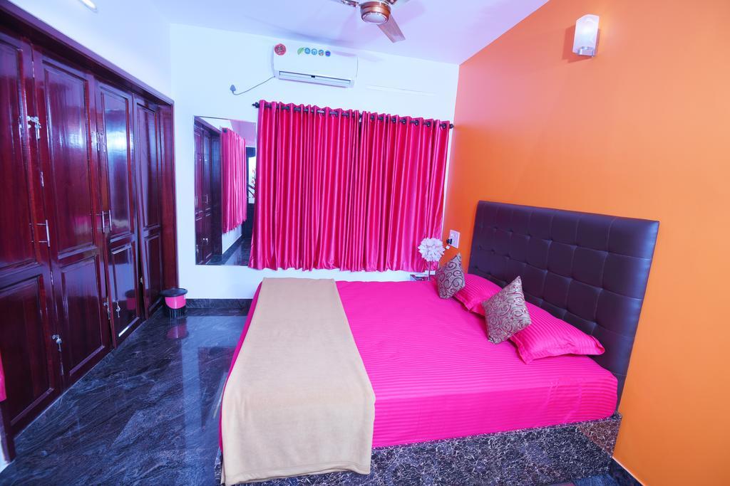 Beersheba Three Bed Room A/C Apartments Тривандрум Экстерьер фото