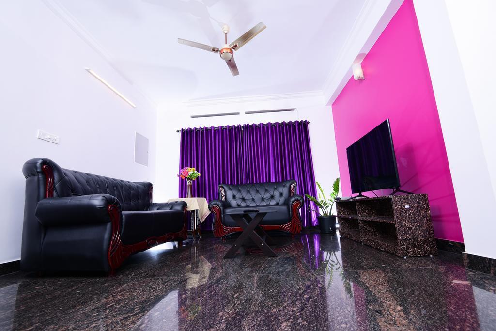Beersheba Three Bed Room A/C Apartments Тривандрум Экстерьер фото
