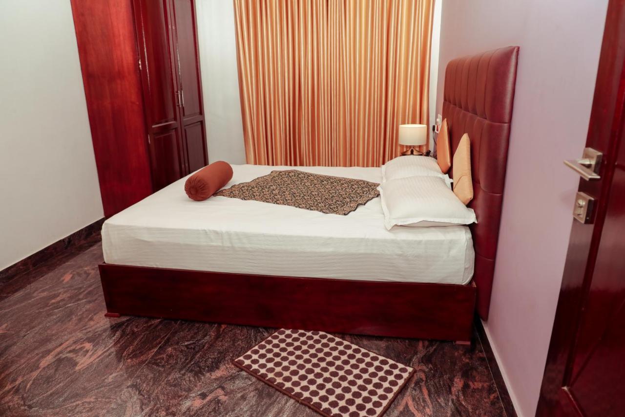 Beersheba Three Bed Room A/C Apartments Тривандрум Экстерьер фото