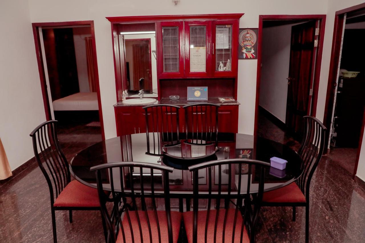 Beersheba Three Bed Room A/C Apartments Тривандрум Экстерьер фото